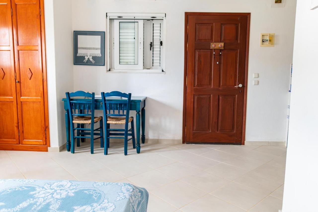 Ficus Traditional Apartments Kefalos  Exterior photo